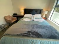 Kendal Ave 2BR Home 6 min to Airport - B&B Christchurch