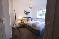 Chalfont Modern Stay, 2 Bedrooms, Sleeps 4, Free Parking - Bed and Breakfast Chalfont Saint Peter