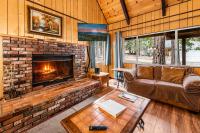 Bear Crossing - Walk to Slopes, Foosball Table, Barbecue - B&B Big Bear Lake