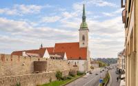 Charming Old Town Apartment in Bratislava - B&B Bratislava
