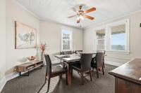 Spacious & Clean 3BR 2 Balconies Parking - B&B Pittsburgh