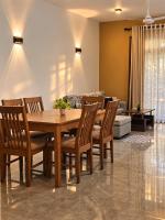 Lakeview Apartment with Modern Interior and Facilities - B&B Battaramulla South