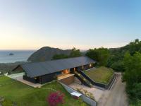 NEW! Luxury 3-Bedroom Villa with Breathtaking Views - B&B Selongbelanak