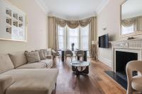 Harrods Hideaway, Stylish 2BR Stay - B&B London