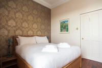 Sophisticated Edinburgh Apartment in City Centre - Bed and Breakfast Edinburgh