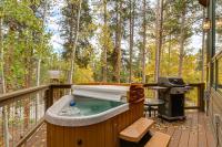 Hot Tub & Ski Shuttle: Rustic Breckenridge Retreat - Chambres d'hôtes Breckenridge