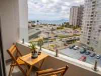 Departamento con Vista al Mar, Pasos Playa & Enjoy - B&B Coquimbo