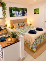 Apartamentos ZANCA CITY CENTER free luggage storage - Bed and Breakfast Málaga