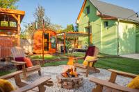 The Hajdu Hide-Away - Private Wellness Cottage with Hot Tub, Sauna & Garden - B&B Hajdúszoboszló