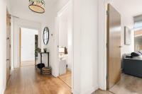 2BR City View Gym, Private Parking & Fast Wi-Fi - B&B Harrow