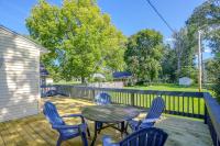 Walk to Port Clinton Lighthouse! Large Family Home - B&B Port Clinton
