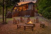 Twilight Pines - Dreamy Cabin w Hot Tub & optional Kids Loft - B&B Broken Bow