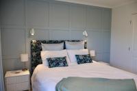 Welcome Bay Garden Retreat with private guest suite in tranquil garden setting - Bed and Breakfast Tauranga