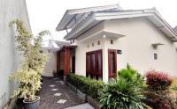 Villa Viva Mezzanine - Family - B&B Lembang