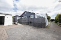Spacious Rotorua Retreat with Spa & Separate Guesthouse - Close to Redwoods - Ferienwohnung Rotorua
