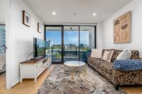 North-Facing APT 3 min to Canberra Times Fountain - Hosted by CanStay - B&B Canberra