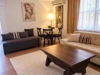 apartment with garden 9 km from the airport - B&B Antalya