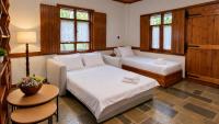 YaSou Loutraki - Spacious Residence near the Sea - B&B Loutráki
