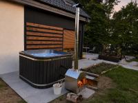 Dom nad jeziorem z banią i tarasem - Bed and Breakfast Drzewoszewo