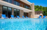 Luxurious Villa in Vieira do Minho - Private Pool - B&B Vieira do Minho