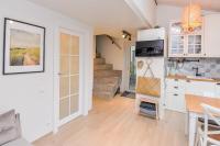 Forest & Sea Retreat Cottage with Pool - B&B Palanga