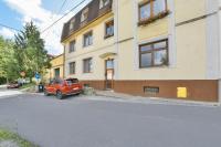 Luxurious flat 160m2 in center, 3 bedrooms, AC, garden, parking - B&B Banská Bystrica