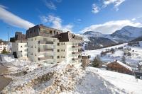 Studio Blue Petit with Mountain Balcony Views - Happy Rentals - B&B Sestriere
