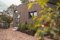 KE-Tiny Siedlung mit Sauna Haus Charlie - B&B Oerlenbach