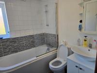 Private Room in a Stoke-on-Trent Home - B&B Stoke-on-Trent