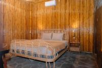 Deluxe Double Room with Shower