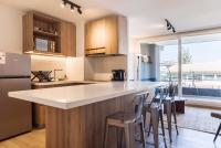 Chic Las Condes Apt Pool & Views Ideal For 3 - Bed and Breakfast Santiago de Chile