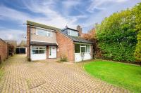 Hale Barns Home - Garden Parking & Near Airport - Ferienwohnung Hale