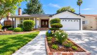 Grand Lux 4BR Prime Location & Serene Yard - B&B San Jose
