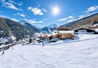 The Peak Sölden - Chalets mit Outdoor-Pool - B&B Solden