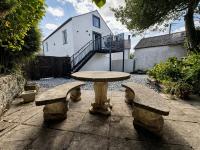 Hen Ystorfa - Deluxe Garden Apartment - Chambres d'hôtes Gwalchmai