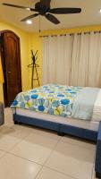 Casona Blanca Guesthouse - B&B Chinandega
