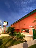 Bristol Motel - B&B Long Beach