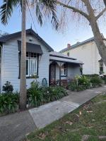 Charming Cottage in Hamilton Hub - Ferienwohnung Hamilton