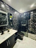 Brand New Luxe Apartment 1 - Chambres d'hôtes Caroline