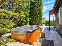 The Black BeechHouse - Starfall -Luxury Cedar Tub - Chambres d'hôtes Lake Tekapo