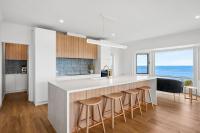 Salt & Peppermint - Beachfront Escape with Stunning Views - B&B Capel