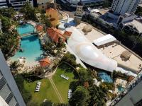 Chevron Renaissance Two Bedroom Ocean Views - CoastHM - B&B Gold Coast