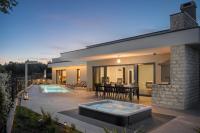 Villa Adriatic Pearl - B&B Krnica