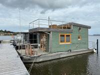 Hausboot Alma - B&B Schleswig