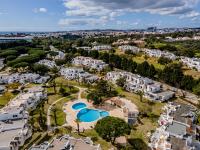 #120 T3 Confortável Albufeira by Home Holidays - B&B Albufeira