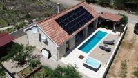 VILLA KARLA - B&B Pridraga