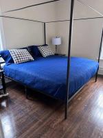 North Chicago Spacious Home - B&B Chicago