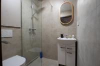 Hron apartmán - AC & Parking - Bed and Breakfast Banská Bystrica