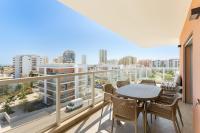 Your Algarve Base -Bright 2BR with Pool & Terrace - Ferienwohnung Portimao