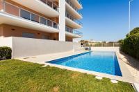 Your Algarve Base -Bright 2BR with Pool & Terrace - Ferienwohnung Portimao